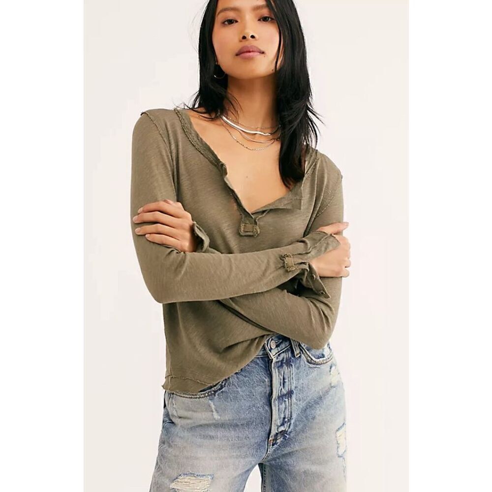 Free People Hazy Day Distressed Henley - Picture 1 of 8